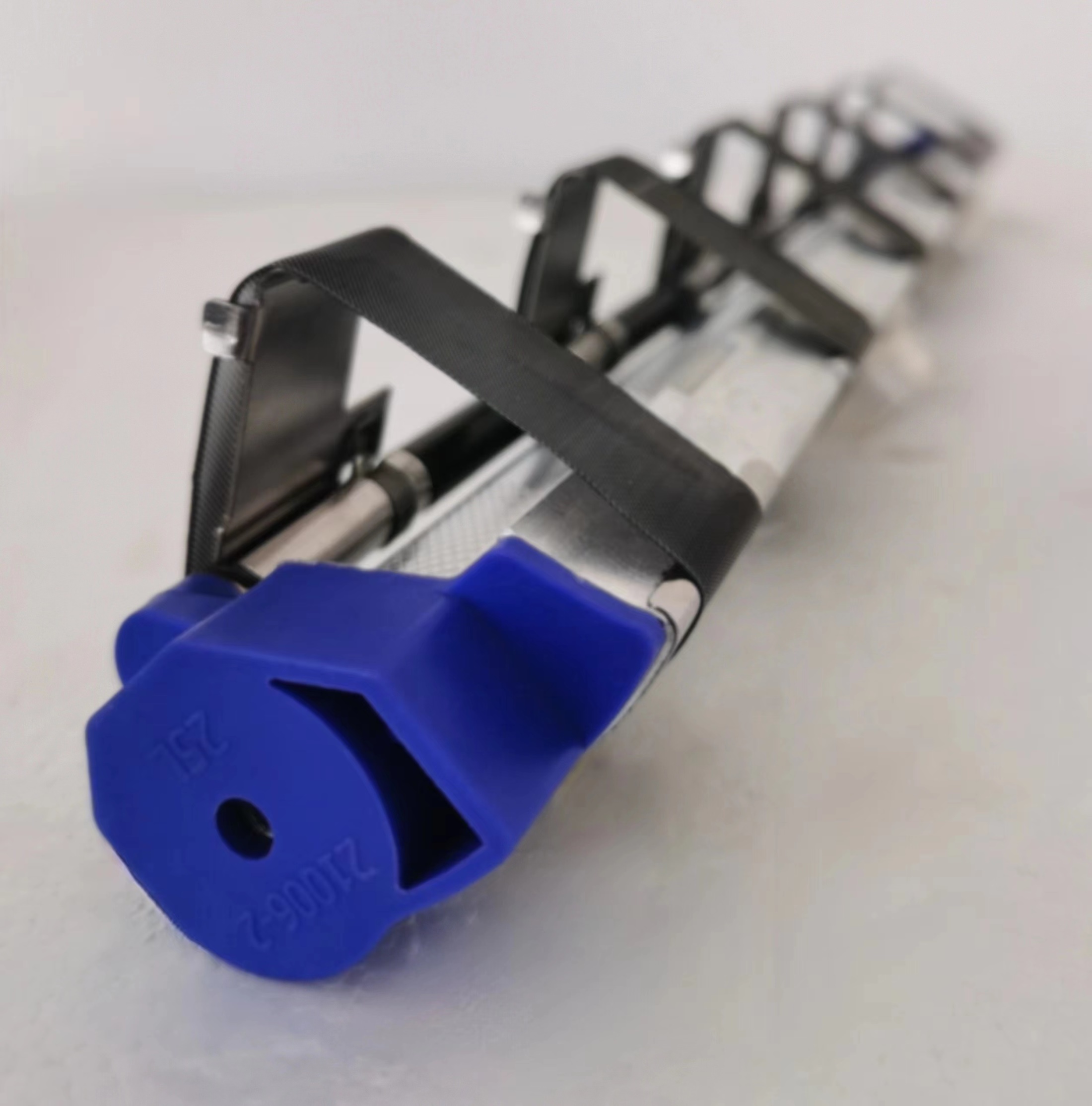 大翻(fān)闆漲力(li)架集聚(jù)管部件(jian)